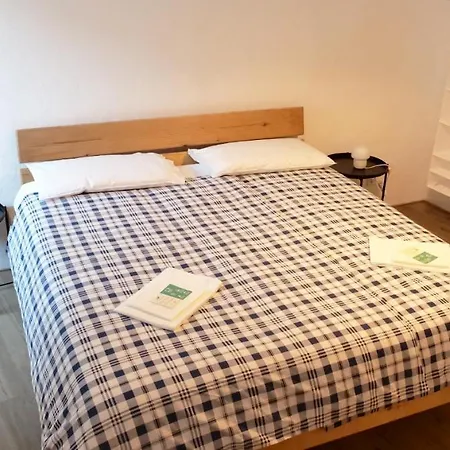 Sostenibili Chiarina Cabbio Apartmán *